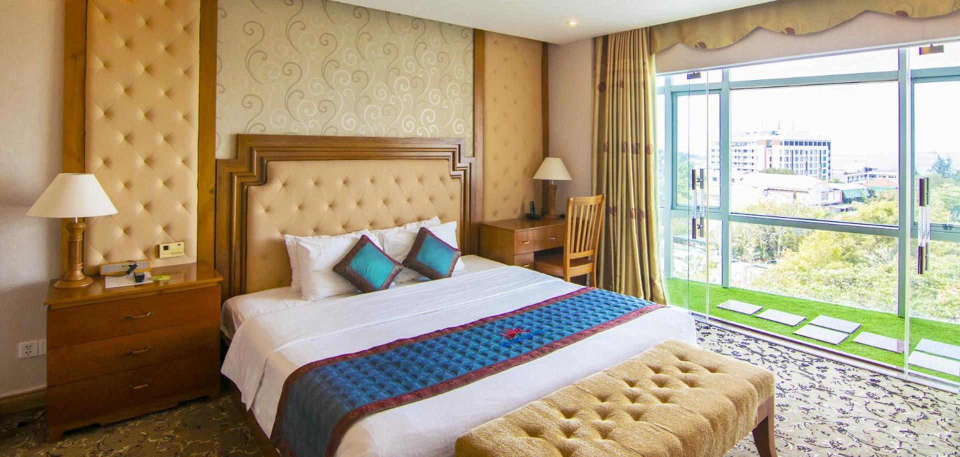 Petro Hotel Vung Tau Exteriör bild