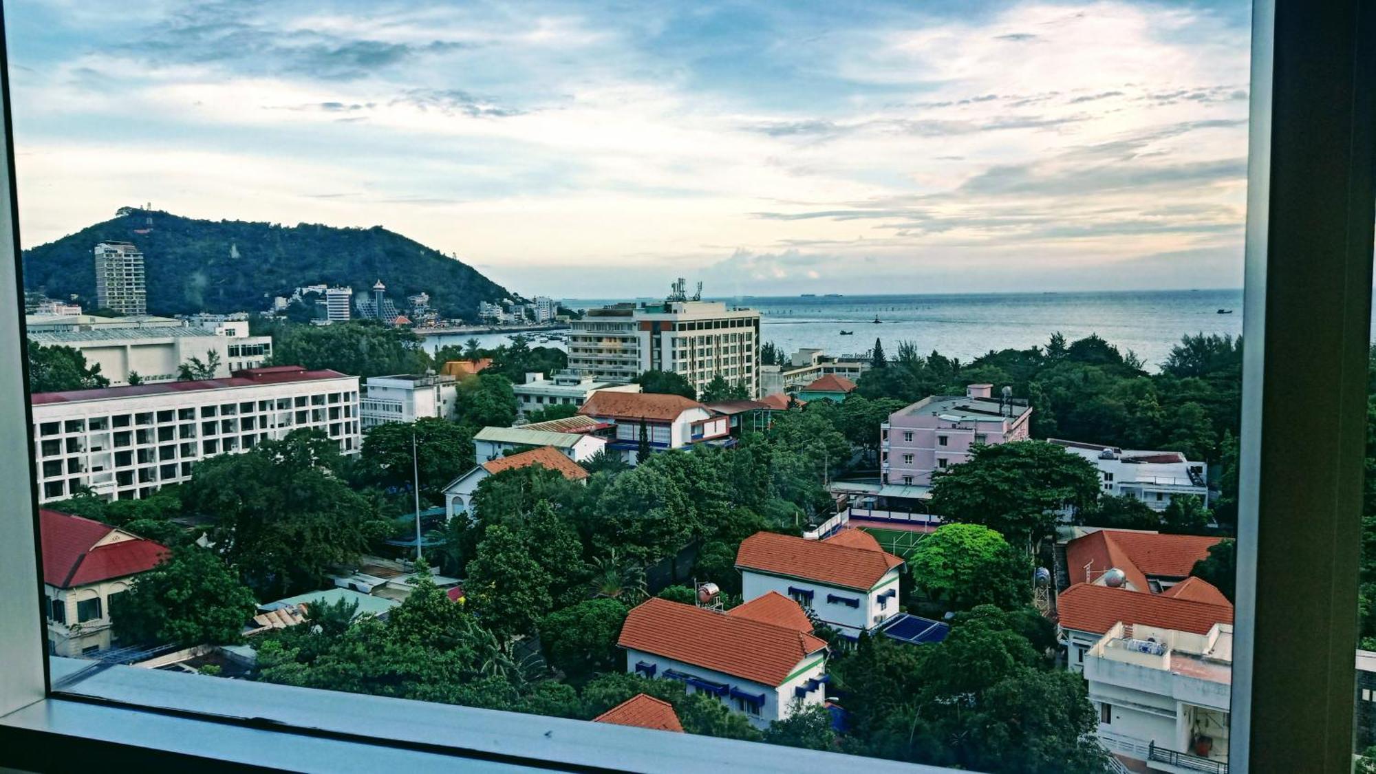Petro Hotel Vung Tau Exteriör bild