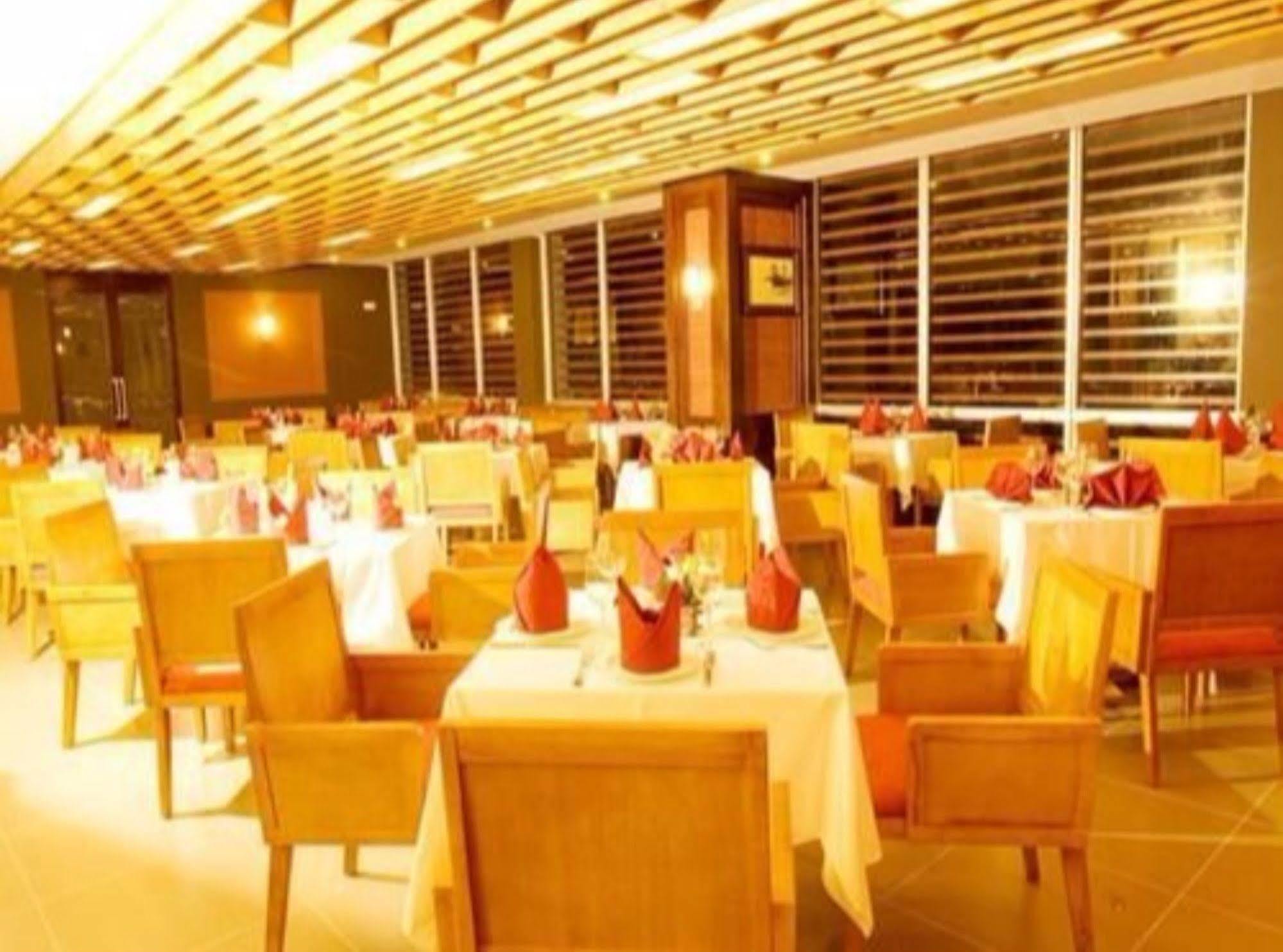 Petro Hotel Vung Tau Exteriör bild