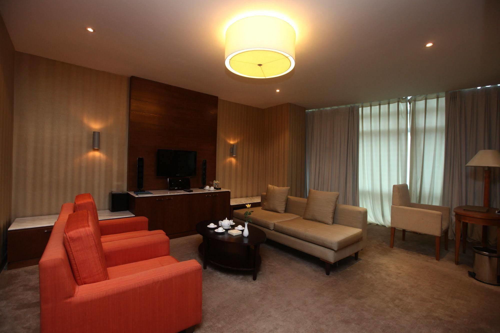Petro Hotel Vung Tau Exteriör bild