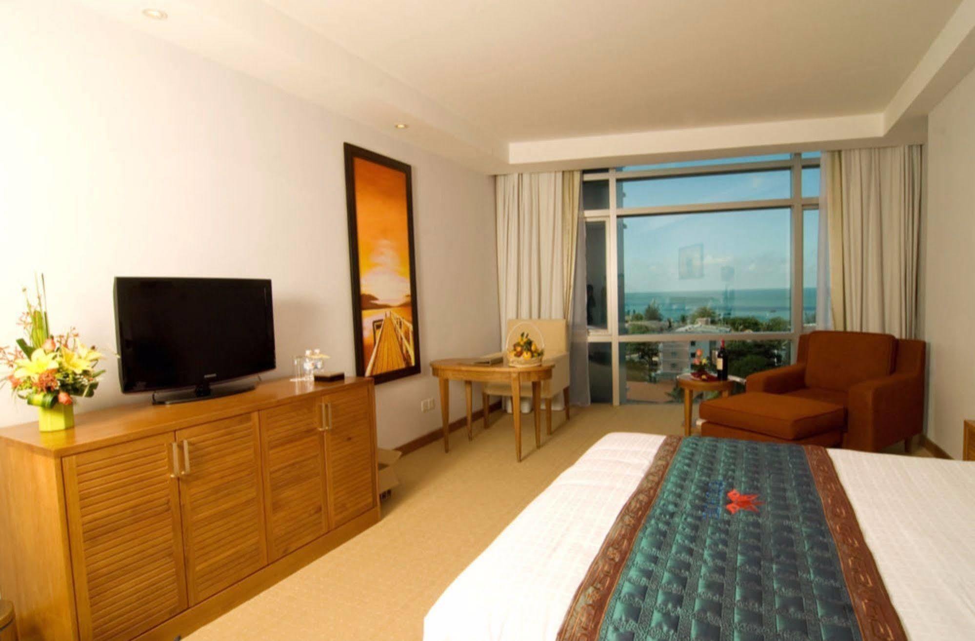 Petro Hotel Vung Tau Exteriör bild